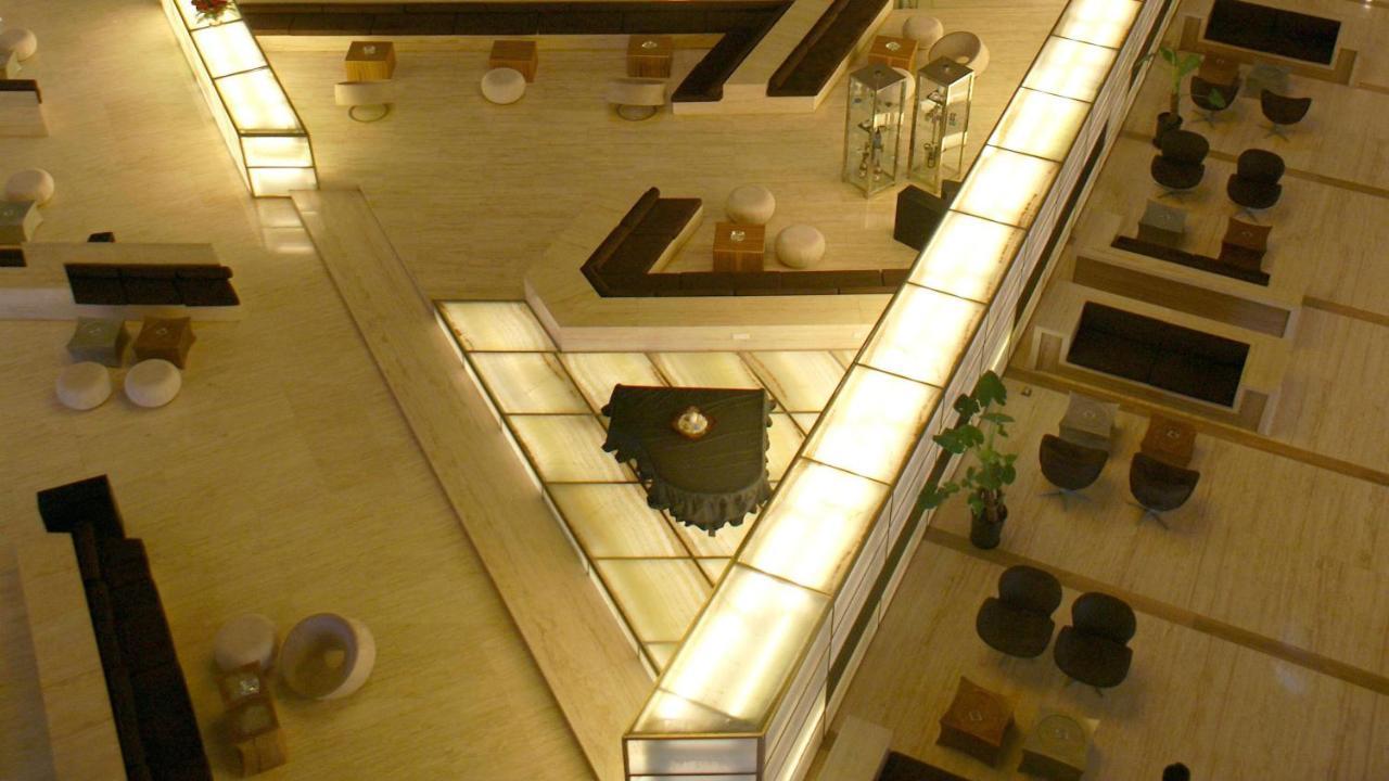 Holiday Inn Binhai Тяньцзинь Экстерьер фото