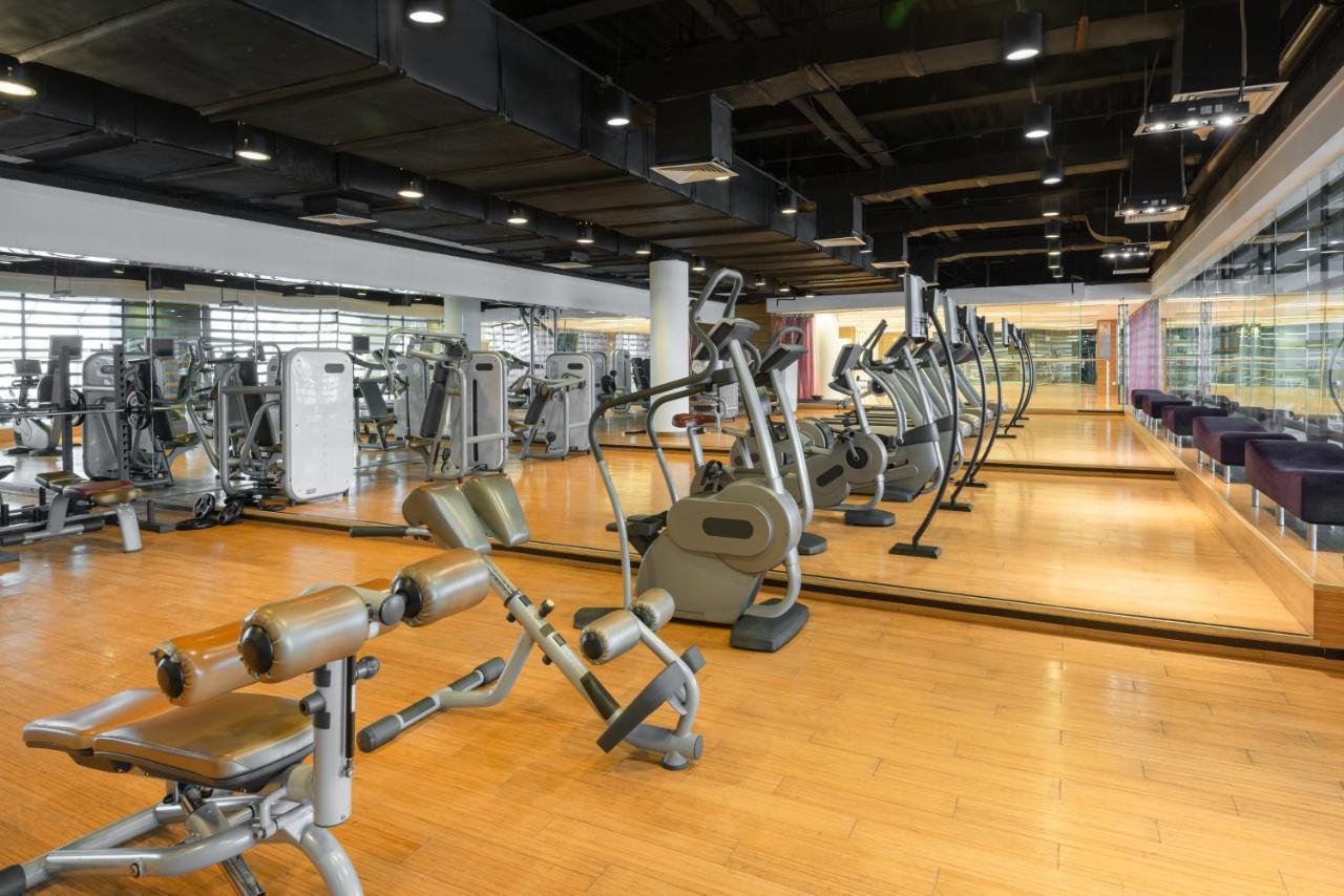 Holiday Inn Binhai Тяньцзинь Экстерьер фото